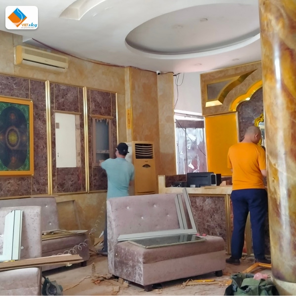 Thiết kế, cải tạo quầy lễ t&acirc;n c&ocirc;ng ty chuy&ecirc;n nghiệp,  thu h&uacute;t kh&aacute;ch h&agrave;ng tại Nội Thất VietSky