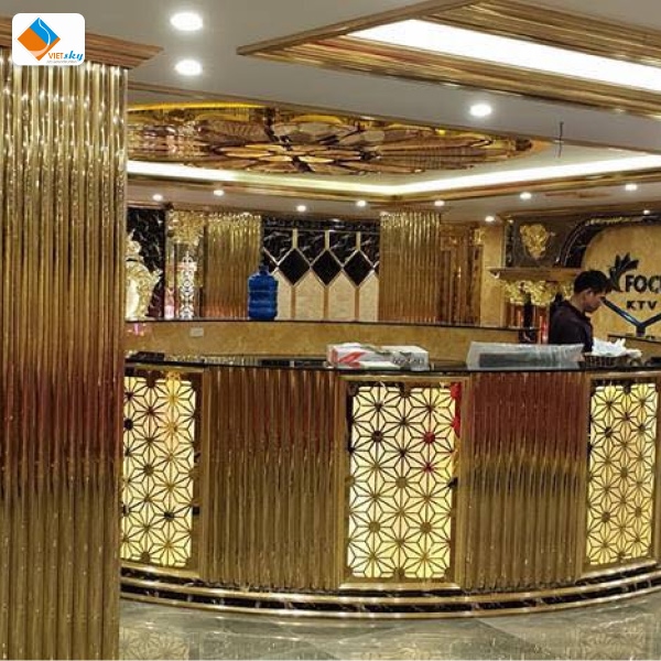 Thiết kế, cải tạo quầy lễ t&acirc;n c&ocirc;ng ty chuy&ecirc;n nghiệp,  thu h&uacute;t kh&aacute;ch h&agrave;ng tại Nội Thất VietSky